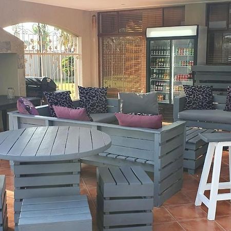 Life Tours & Accommodation Boksburg Εξωτερικό φωτογραφία